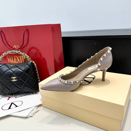 VLTN ROCKSTUD HEELS 25S 60 MM IN SOFT LILAC BEIGE GLOSSY LEATHER