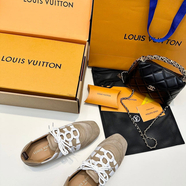 SNEAKERINA TRAINERS IN BROWN AND WHITE SUEDE