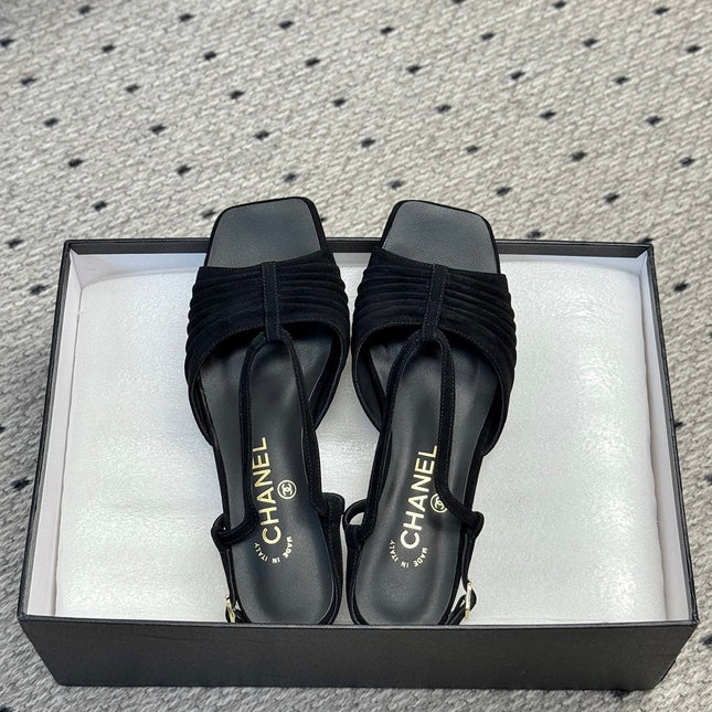 CC HIGH HEELS IN BLACK QUILTED SUEDE