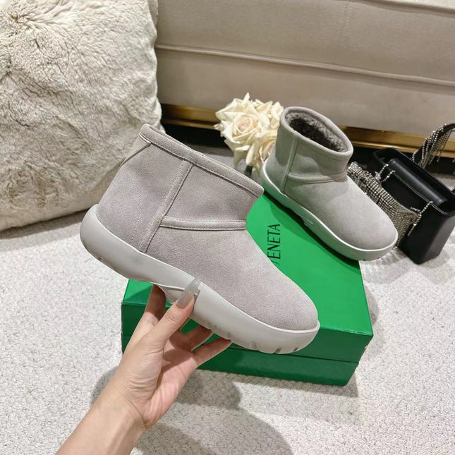 SNAP MINI ANKLE BOOTS IN PALE GRAY SUEDE AND SHEARLING LINING