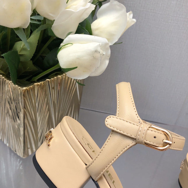 BLOCK HEEL 5 CM SANDAL IN SAND BROWN LAMBSKIN