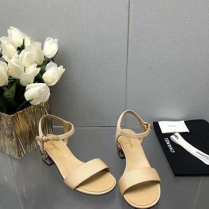 BLOCK HEEL WITH CRYSTAL 5 CM SANDAL IN SAND BROWN FABRIC