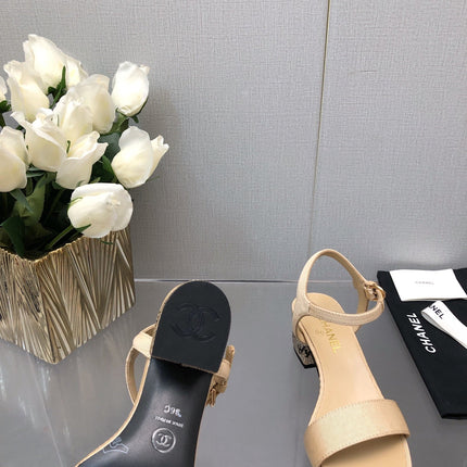 BLOCK HEEL WITH CRYSTAL 5 CM SANDAL IN SAND BROWN FABRIC