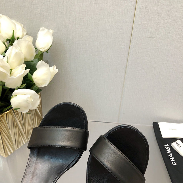 BLOCK HEEL 9 CM SANDAL IN BLACK LAMBSKIN