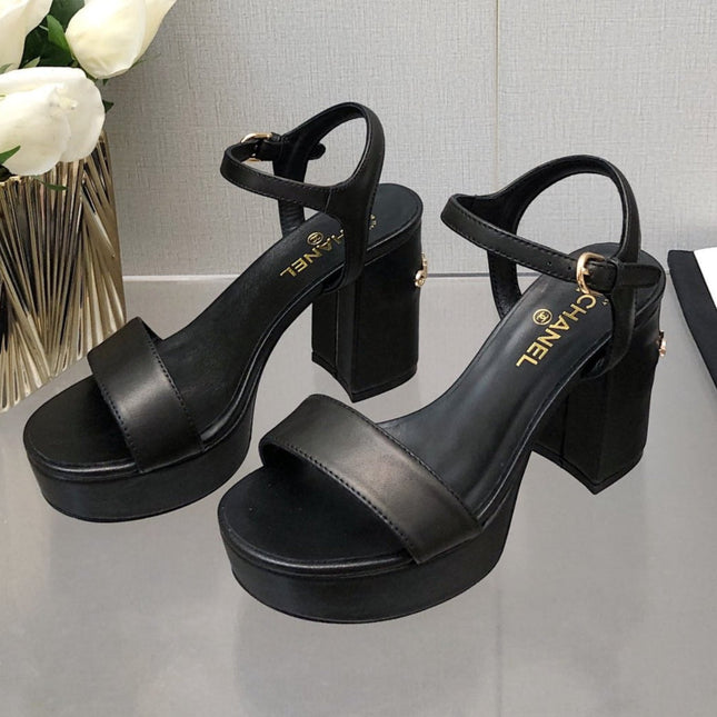 BLOCK HEEL 9 CM SANDAL IN BLACK LAMBSKIN