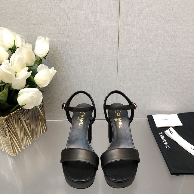 BLOCK HEEL 9 CM SANDAL IN BLACK LAMBSKIN