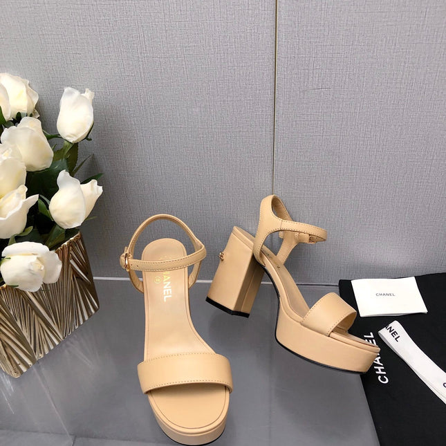 BLOCK HEEL 9 CM SANDAL IN SAND BROWN LAMBSKIN