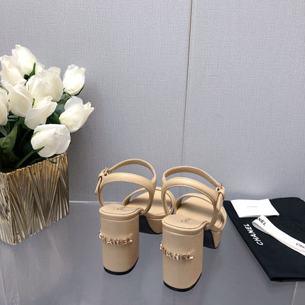 BLOCK HEEL 9 CM SANDAL IN SAND BROWN LAMBSKIN