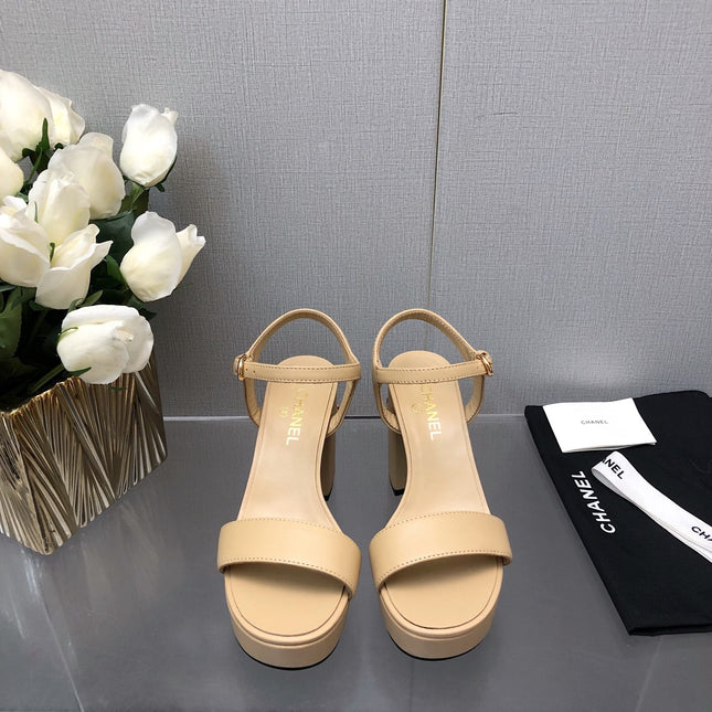 BLOCK HEEL 9 CM SANDAL IN SAND BROWN LAMBSKIN