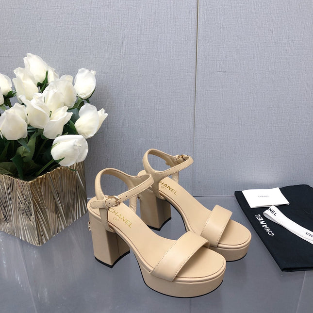 BLOCK HEEL 9 CM SANDAL IN SAND BROWN LAMBSKIN