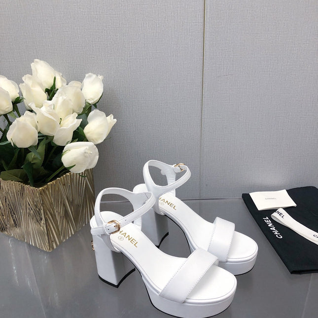 BLOCK HEEL 9 CM SANDAL IN WHITE LAMBSKIN