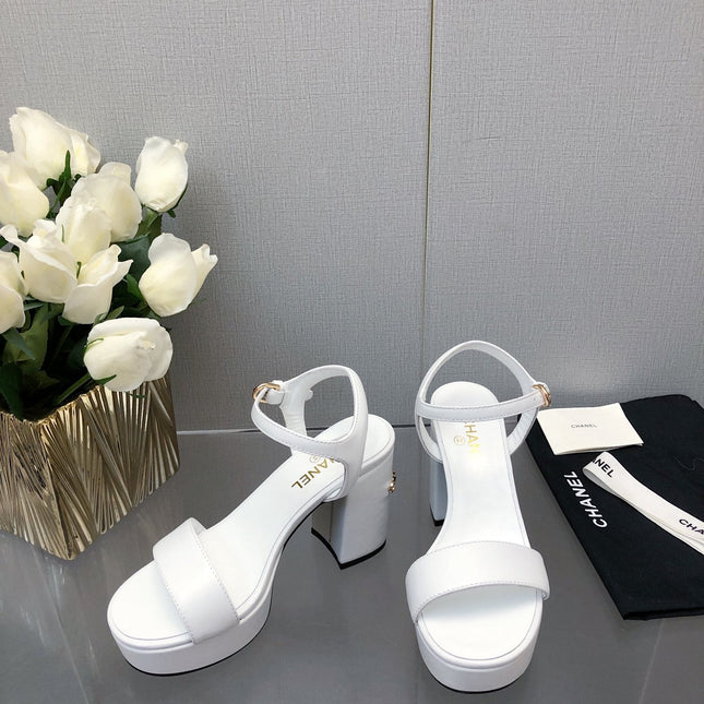 BLOCK HEEL 9 CM SANDAL IN WHITE LAMBSKIN