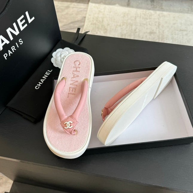 Thick-soled Flip-Flops Lambskin Light Pink
