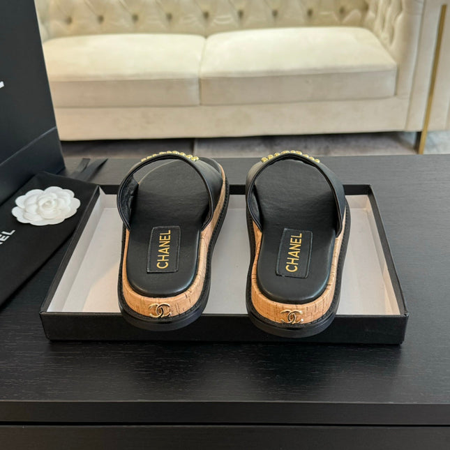 Double C Wood Grain Platform Slippers Black Sheepskin