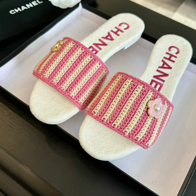 Double C Sheepskins Knit Slippers White Pink