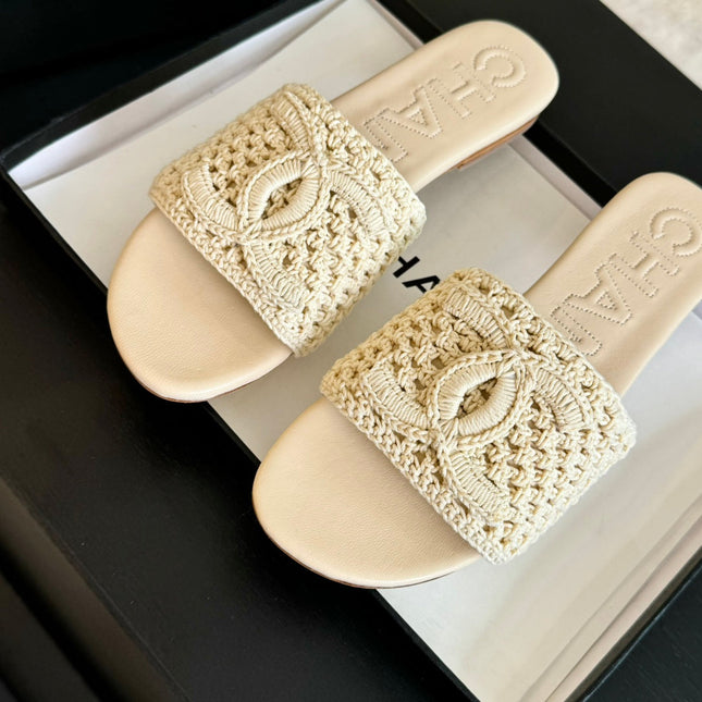 Slippers Beige Cream Lambskin