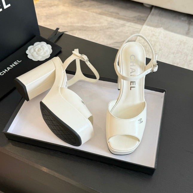 HIGH HEEL PLATFORM SANDALS IN WHITE CALFSKIN