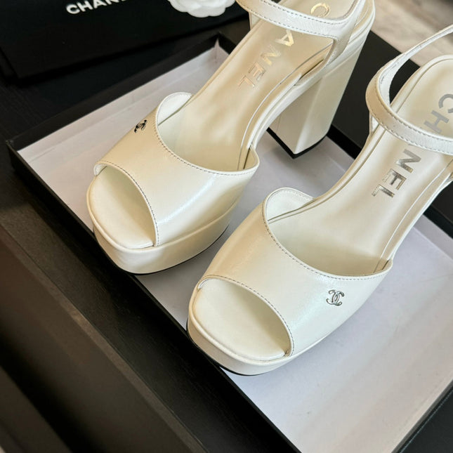 HIGH HEEL PLATFORM SANDALS IN WHITE CALFSKIN