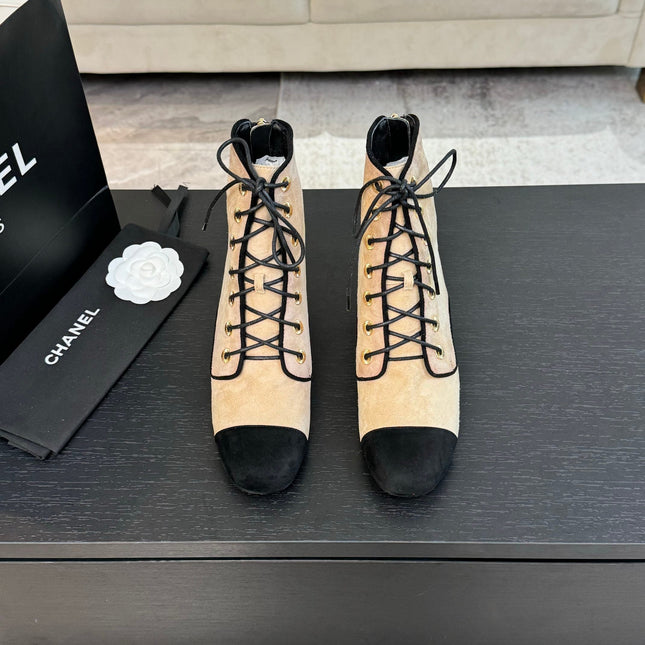 CC LACE-UP SHORT BOOTS IN SEPIA BEIGE MIX BLACK SUEDE
