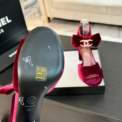 HIGH SANDAL OPEN TOE IN MAROON RED VELVET