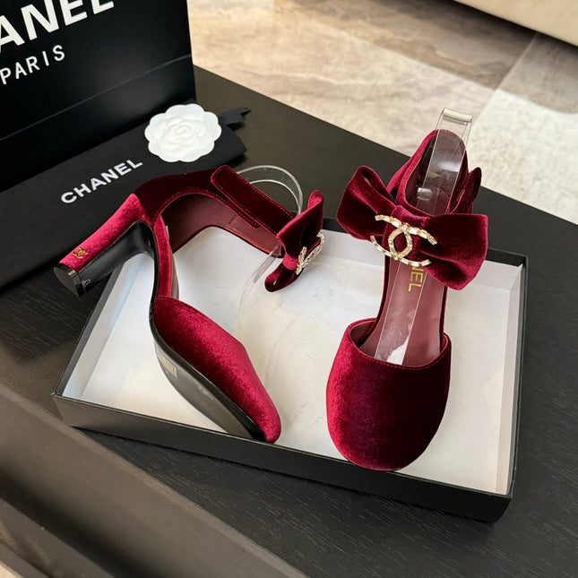 HIGH MARRY JANE IN CHERRY RED VELVET