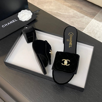 MID-HEEL 5 CM MULE IN BLACK VELVET