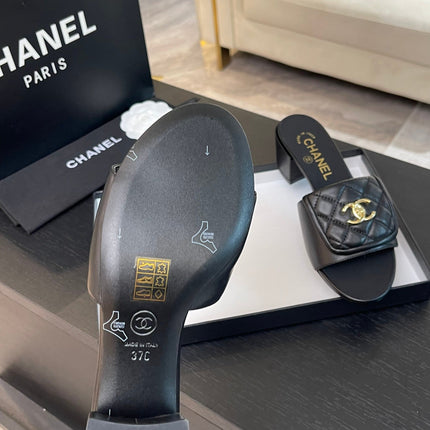 MID-HEEL 5 CM MULE IN BLACK LAMBSKIN