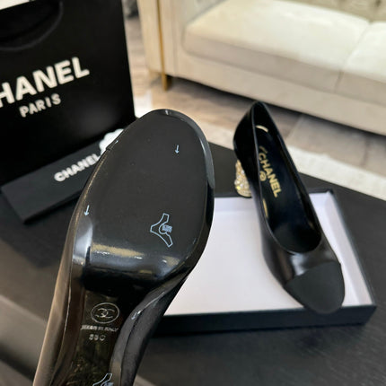 HIGH HEEL 85 MM SANDALS IN BLACK CALFSKIN AND FABRIC