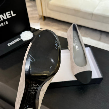 HIGH HEEL 85 MM SANDALS IN PALE GRAY SUEDE AND BLACK FABRIC