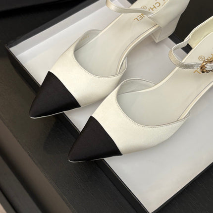 BLOCK HEEL SLINGBACKS IN WHITE MIX BLACK SILK FABRIC