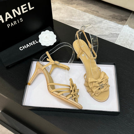 HIGH HEEL SANDAL WITH BOW IN BEIGE LAMBSKIN
