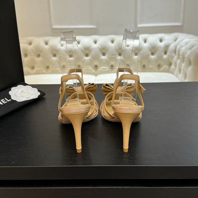 HIGH HEEL SANDAL WITH BOW IN BEIGE LAMBSKIN