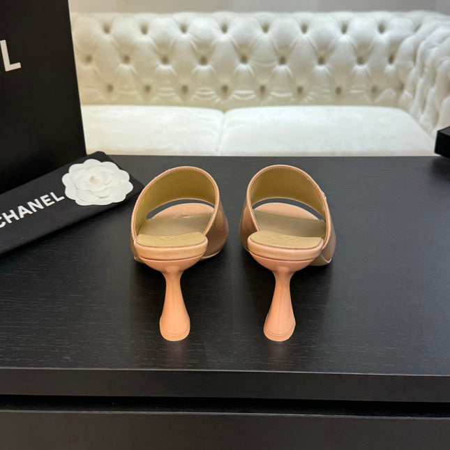 PEEP TOE MULE 85MM IN APRICOT ORANGE PATENT CALFSKIN