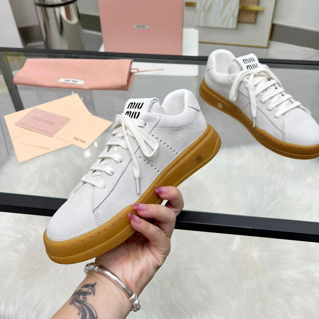 ECRU SNEAKERS IN LIGHT GREY SUEDE