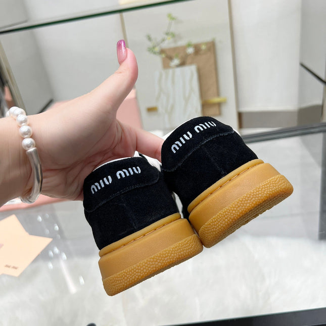 ECRU SNEAKERS IN BLACK SUEDE