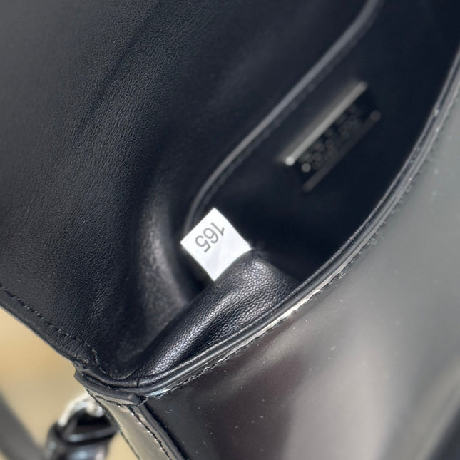 FLAP BAG 18 IN BLACK SHINY CALFSKIN