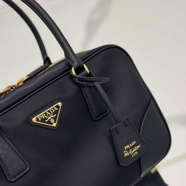 MEDIUM TOP HANDLE BAG 30 IN BLACK NYLON AND CALFSKIN TRIM