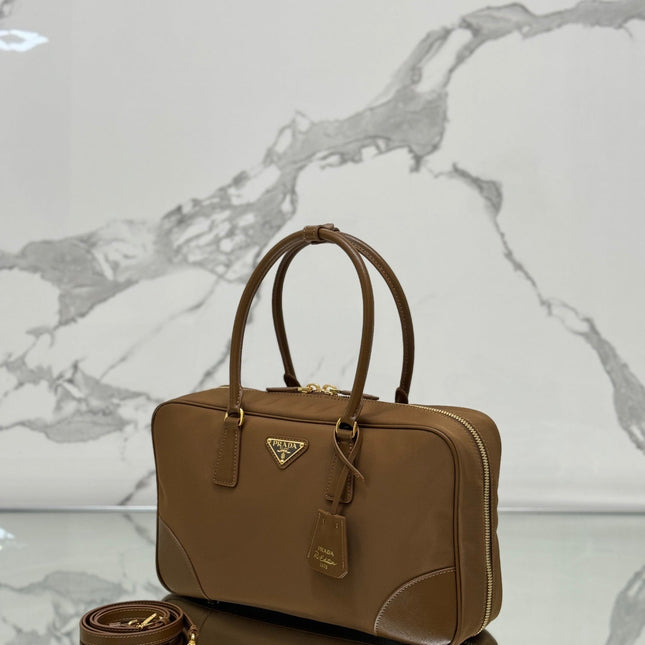 LARGE TOP HANDLE BAG 35 IN CHERRY WOOD NYLON AND CALFSKIN TRIM