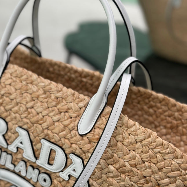 LARGE TOTE BAG 56 IN BEIGE RAFFIA GRASS AND WHITE CALFSKIN TRIM