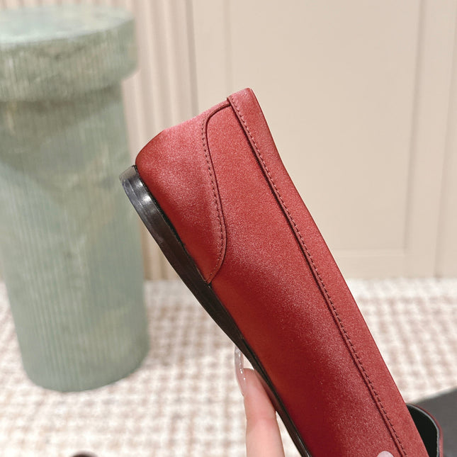 YSL 25S SAINT LAURENT POPPY BALLET FLATS IN VINTAGE RED SILK