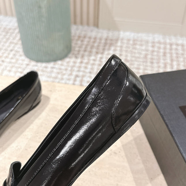 YSL 25S SAINT LAURENT POPPY BALLET FLATS IN BLACK GLOSSY CALFSKIN