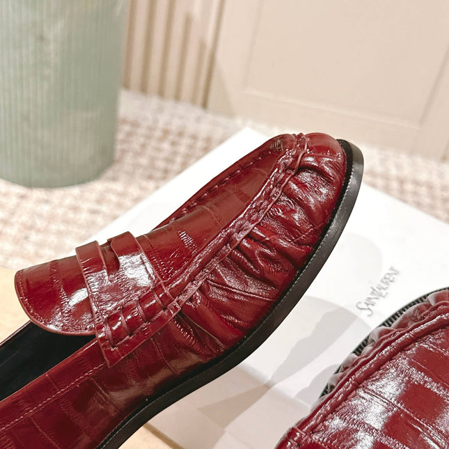 YSL 25S SAINT LAURENT LOAFERS IN DARK RED GLOSSY CALFSKIN WITH SMALL LOGO