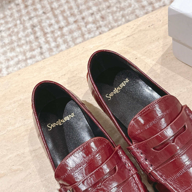 YSL 25S SAINT LAURENT LOAFERS IN DARK RED GLOSSY CALFSKIN WITH SMALL LOGO