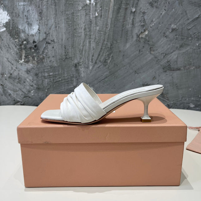 HIGH - HEEL WHITE SHEEPSKIN WITH STYLIZED STRAPS