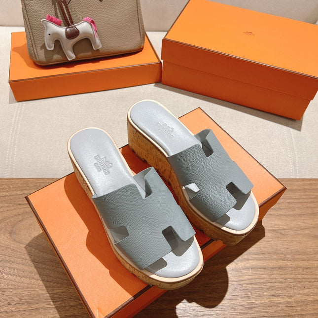 HM 25S HIGH WEDGE SANDALS IN LIGHT GREY LAMBSKIN STYLE 13