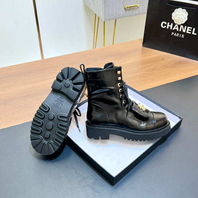 CHANEL 25S HIGH ANKLE BOOTS WITH ZIPPER IN BLACK FULL CALFSKIN GOLD HARDWRE
