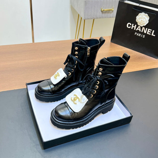 CHANEL 25S HIGH ANKLE BOOTS WITH ZIPPER IN BLACK GLOSSY CALFSKIN GOLD HARDWRE
