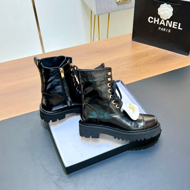 CHANEL 25S HIGH ANKLE BOOTS WITH ZIPPER IN BLACK GLOSSY CALFSKIN GOLD HARDWRE