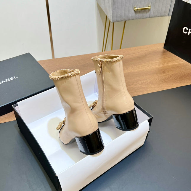 CHANEL 25S HEELED CHAIN BOOTS WITH BOW IN BEIGE CALFSKIN GOLD HARDWRE