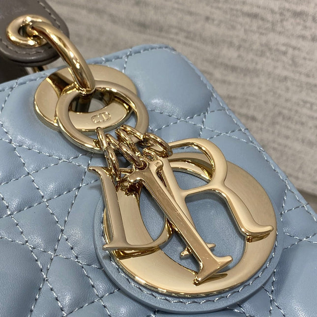 MEDIUM LADY BAG 20 IN BABY BLUE QUILTED MACROCANNAGE CALFSKIN GREY STRAP